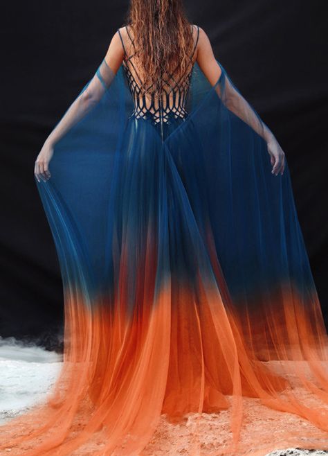 Hassidris “Ashes” spring 2019 collection : happiness is a butterfly Brunette Balayage, Fantasy Gowns, Emily Ratajkowski, Fantasy Dress, Gorgeous Gowns, Fantasy Fashion, Beautiful Gowns, Fancy Dresses, Dream Dress