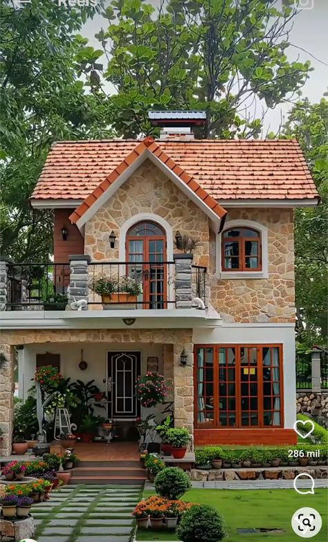 Small Cute Houses Aesthetic, Small Home Architecture Design, Beautiful Small Homes Interior, Beautiful Small House Design, Beautiful House Plans Dream Homes, Pretty Houses Aesthetic, Building A House Aesthetic, Stone Houses Exterior, Small Aesthetic House