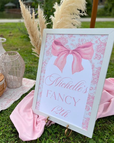 🎀Love Shack Fancy🎀 inspired picnic by @the.boho.barn intimate gatherings and luxury picnics! Decor & design: @the.boho.barn Cake & cupcakes: @angiecakes_alfonsos #statenislandluxepicnics #nycluxepicnics #statenislandpartyrentals #statenislandeventplanner #statenislandpicnics #loveshackfancy #batmitzvah #statenislandbirthdayparty Love Shack Fancy Picnic, Love Shack Fancy Graduation Party, Loveshackfancy Birthday Party, Love Shack Fancy Party Theme, Love Shack Fancy Cake, Love Shack Fancy Birthday Party, Love Shack Fancy Party, Fancy Birthday Party, Barn Cake