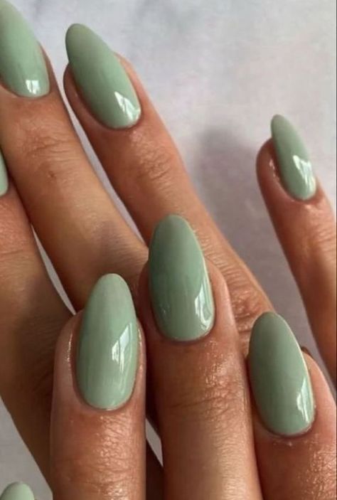 I'm thrilled to share a range of April nails with you today. Whether you're looking for something elegant or playful, I've got you covered. Summer Nails Inspiration, April Nails, Nails Beautiful, Green Nail Art, Purple Nail Designs, Green Nail Designs, Nude Nail Designs, Green Nail, Nails Fashion