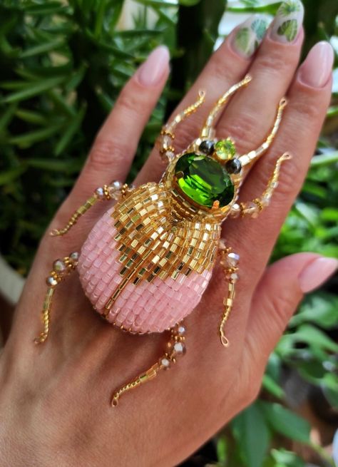 This big 3d bug jewelry embroidered with Japanese beads, glass beads, chrystal's and metal thread. Paws are strong, there are metal pins at the base. Beaded Bugs, Bugs Embroidery, Bug Jewelry, Beetle Art, Bug Crafts, Japanese Beads, Beautiful Beadwork, Insect Jewelry, Bead Embroidery Jewelry