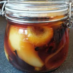 Spiced pickled pears. Great for Christmas Pickles Cucumbers, Spiced Pears, Pickled Pears, Pickled Fruit, Homemade Christmas Presents, Food Canning, Canning 101, Pear Dessert, Urban Homestead