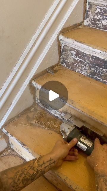 Quicksand Flooring on Instagram: "This is an original, Baltic Pine timber staircase etimated to be circa 1900.. It was in pretty bad shape underneath the carpet but still stable and full of character 💪🏻

The client wanted to keep the original colour so we restored this staircase as close as possible to its original state - give or take a few marks and stains from 130 years.

First we ripped out the carpet and gripper before punching all the nails down to hit it with the Edger for sanding. Up next is the stair muncher which is a beast of a machine! Then we scrape the corners and trim. The holes get puttied up and then the orbital goes over the entire staircase. The triangle sander ensures no corner gets missed. Now we are ready to coat with Berger-Seidle water based poly in an Antislip fi How To Sand Stairs, Stair Case Paint Ideas, Dark Staircase Ideas Brighten, Stairs Renovation Ideas, Sanded Stairs, Inside Stairs Ideas, Sanding Stairs, Bannister Ideas Painted, Pine Staircase