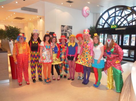 Terrify everyone on a night out with an alternative clown theme fancy dress for your hen party!!! Hen Do Fancy Dress Ideas, Clown Theme, Hen Party Fancy Dress, Classy Hen Party, Fancy Dress Ideas, Outfit Ideas For Church, Clown Clothes, Latina Outfit, Below The Knee Dresses