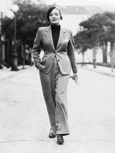 These Vintage Hollywood Photos Will Convince You To Get A Pantsuit | HuffPost Life Hollywood Street, Marlene Hose, Hollywood Photo, Marlene Dietrich, 1930s Fashion, 1920s Fashion, Moda Vintage, Suit Pants, Photos Of Women