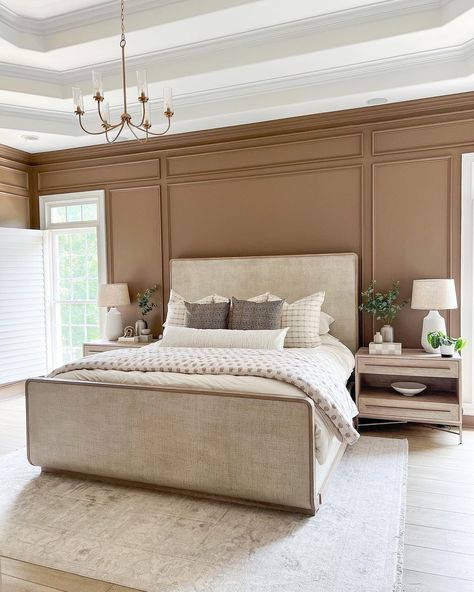 Cream Headboard Bedroom, Beige Bed Frame Room Ideas, Beige Headboard Bedroom, Tan Headboard, Cream Headboard, Beige Bed Frame, Beige Headboard, Headboard Bedroom, House Staging