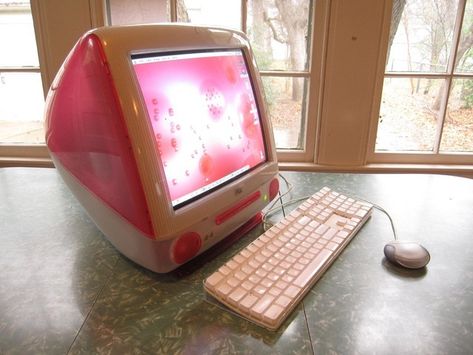 2000s Computer Aesthetic, Computers Aesthetic, 2000s Tech, Y2k Tech, Pink Computer, Imac G3, Old Phones, Old Computer, Frutiger Aero