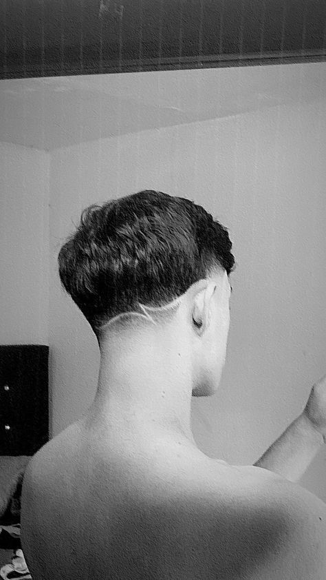 Taper Fade Designs Men, Taper Fade Design, Tape Fade, Haircut Designs For Men, Fade Haircut Designs, Taper Fade Short Hair, Fade Haircut Curly Hair, Short Hair For Boys, Haircut Selfie