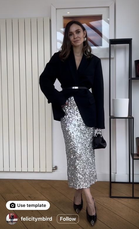 Corporate Xmas Party Outfit, Skirt With Sequins Outfit, Xmas Party Outfits Women, Holiday Glamorous Skirt With Contrast Sequin, Silver Sequined Skirt For Holidays, Holiday Party Outfit 2023, Long Sequin Skirt Outfit, Corporate Party Outfit, Gold Sequin Midi Skirt Outfit