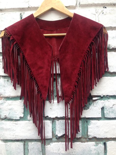 Western Fringe Vest, Fringe Clothes, Cowboy Fringe, Fringe Clothing, Fringe Shirt, Fringe Poncho, Looks Country, Boho Cowgirl, Fringe Fashion