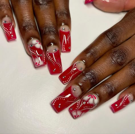 Red French Tip Nails Y2k, Red Nails 90s, Old School Nails Acrylic, 2000s Nail Art Designs, 90s Inspo Nails, Early 2000s Acrylic Nails, Old School Acrylic Nail Designs, 2000s Nails Acrylic Y2k Short, Old School Nails Designs