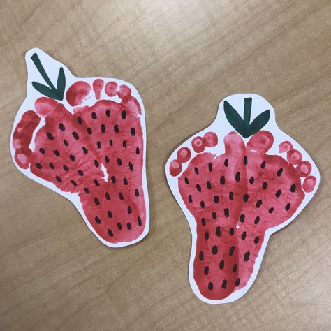 Cookie Packages Ideas, Hand Print Art, Infant Art, Infant Room, Strawberry Art, Baby Art Projects, Footprint Crafts, Toddler Arts And Crafts, Footprint Art