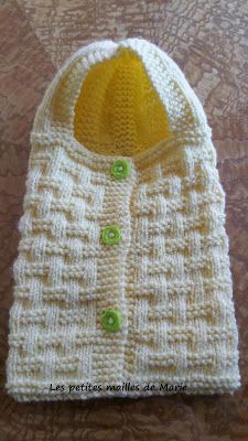 Les petites mailles de Marie: Angeline 30 cm au point de Manne Baby Sleeping Bag Pattern, Crochet Baby Cocoon Pattern, Angel Baby Patterns, Baby Socks Pattern, Crochet Baby Mittens, Baby Cocoon Pattern, Knitting Labels, Crochet Baby Socks, Crochet Baby Cocoon