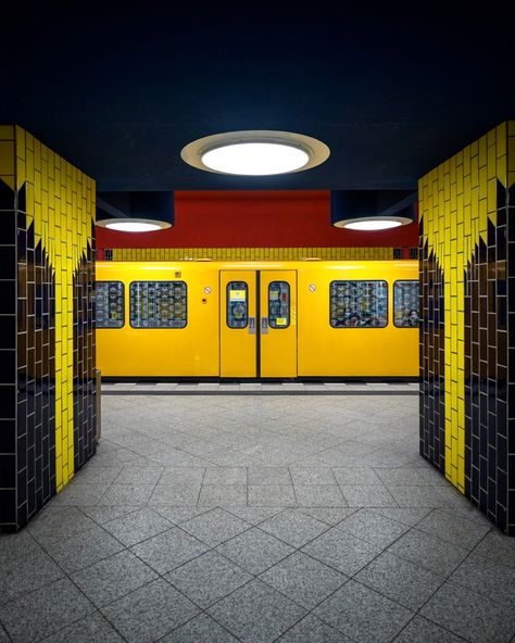 Berlin Metro 2021 // U-Bahn Symmetry 📸 marcel_travels Berlin Metro, Berlin Aesthetic, Public Bathrooms, U Bahn, The Vibe, Book Art Drawings, The Capital, Metropolis, Collage Art