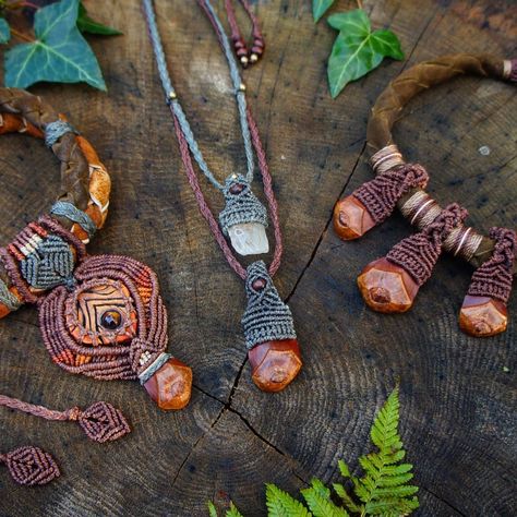 Boho Macrame Jewelry, Makrame Jewelry, Macrame Gemstone Necklace Diy, Macrame Amulet Necklace For Gift, Third Eye Pinecone, Amulet Style Macrame Necklace Gift, Nature-inspired Macrame Necklace For Festivals, Macrame Amulet Pendant Necklace, Micro Macrame Tutorial