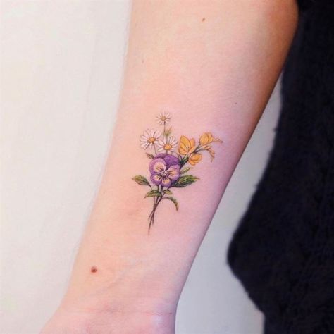 Mrs Tattoo, Continuous Line Tattoo, Realistic Flower Tattoo, Earthy Tattoos, Flower Bouquet Tattoo, Tattoo Filler, Bouquet Tattoo, Vine Tattoos, Best Tattoo Designs