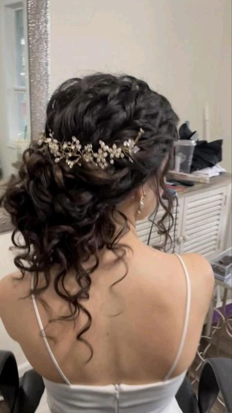 2. Fashion: #fashion, #style, #outfitinspiration, #beauty Hairdo For Ball Gown, Prom Hairstyles For Ball Gowns, Quinceanera Hairstyles Low Bun, Damas Hairstyles For Quince Simple, Quince Hair Updos, Simple Quince Hairstyles, Quinceanera Hairstyles Short, Graduation Hairstyles For Short Hair, Debutante Hairstyles