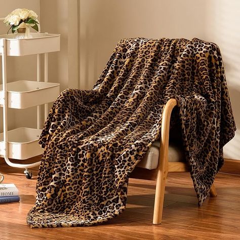 Amazon.com: Excervent 3D Leopard Flannel Fleece Twin Blanket, 280 GSM Lightweight Cheetah Blanket for Couch Sofa Bed, Super Soft Cozy Warm Blankets, 60x80 inches, Brown : Home & Kitchen