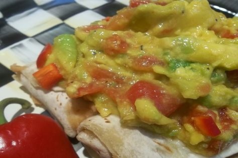 Rotel guacamole Guacamole Recipe With Rotel, Rotel Dip Recipes, Rotel Guacamole Recipe, Rotel Recipe, Quick Guacamole, Rotel Recipes, Rotel Dip, Football Appetizers, Canned Tomatoes