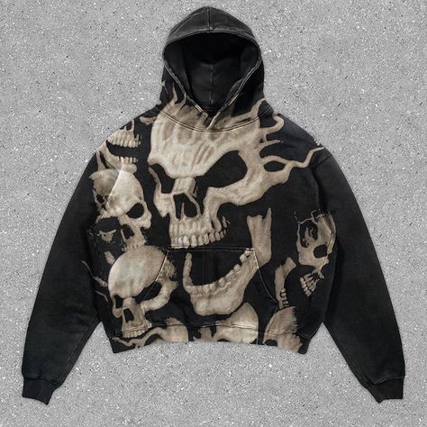 Bleaching Clothes, Trendy Shirt Designs, Stylish Hoodies, Diy Clothes Design, Guys Clothing Styles, Painted Clothes, Cool Hoodies, Long Sleeve Sweatshirt, Skull Print