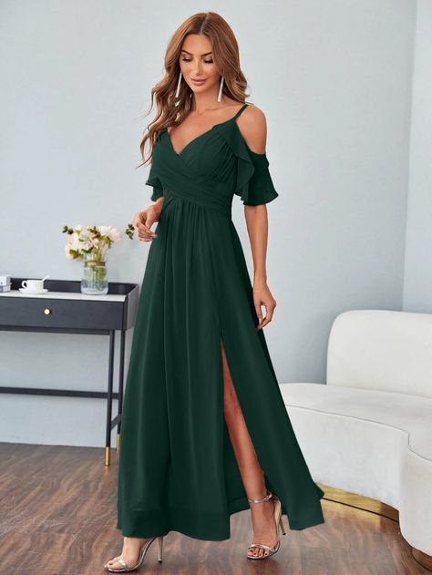 Split Thigh Chiffon Cami Dress | SHEIN USA Dresses With Split, Teal Bridesmaid Dresses, Corset Styles, Emerald Bridesmaid Dresses, Dusty Blue Bridesmaid Dresses, Tulle Skirts, Party Dresses Online, Green Bridesmaid Dresses, Blue Bridesmaid Dresses