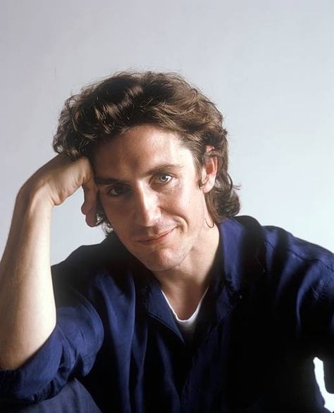 Paul McGahn Paul Mcgann Doctor Who, Withnail And I, Doctor Who Cast, Eighth Doctor, Paul Mcgann, I Am The Doctor, Pain Sans Gluten, The Tardis, Geek Life