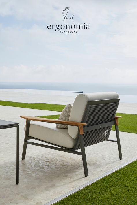 Ergonomia has a stunning collection of modern outdoor commercial furniture. Choose from Point's range of the highest quality outdoor furniture for hotels. Visit now for the perfect piece for your space. Outdoor Furniture Ideas, Contemporary Outdoor Furniture, Modern Outdoor Chairs, Unique Furniture Design, Outdoor Furniture Set, Outside Furniture, Metal Furniture Design, Outdoor Armchair, Lounge Armchair