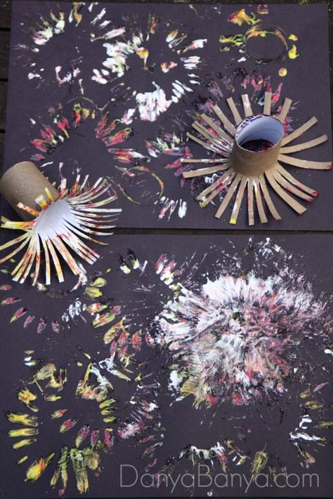 Fireworks paintings using DIY toilet paper roll stampers Yom Haatzmaut Crafts, Fireworks For Kids, Fireworks Painting, Fireworks Craft For Kids, Diy Toilet Paper, Pinata Diy, Firework Painting, Fireworks Wallpaper, Fireworks Craft