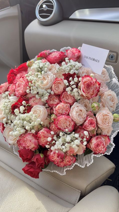 Luxury Flower Bouquets, Boquette Flowers, Flowers Bouquet Gift, Nothing But Flowers, Flower Therapy, Beautiful Bouquet Of Flowers, Beautiful Flower Arrangements, Luxury Flowers, Exotic Flowers