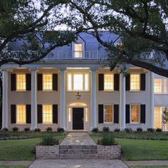 White House With Black Shutters, House With Black Shutters, Front Walkways, Black Shutters, Casas Coloniales, Southern Homes, White Brick, Southern Home, Painted Brick