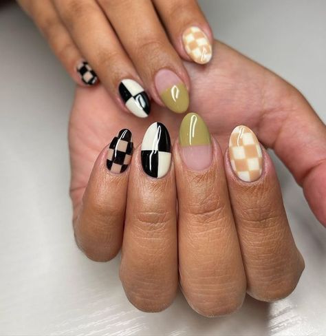 Love Letter Nails, Nails With Letters, Letter Nails, The Gel Bottle, Checkered Nails, Western Nails, Nail Art For Beginners, Fall Nails, Love Letter