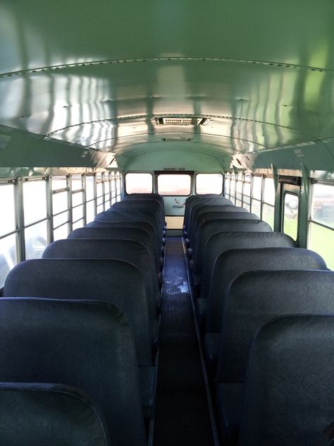 School Bus Pictures, Bus Motorhome, Cool Rvs, School Bus House, Stove Installation, Converted Bus, Bus Interior, Bus Living, Buses For Sale