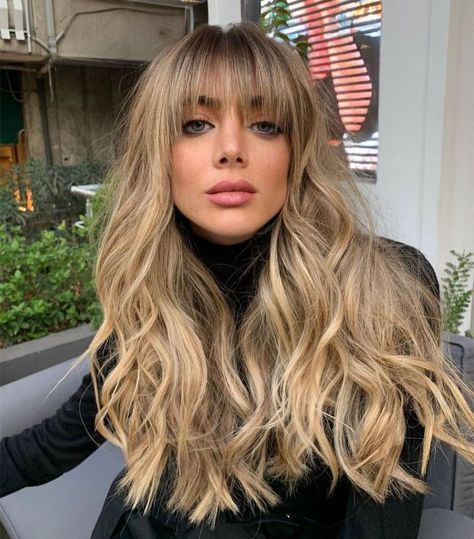 Dimensional Blonde With Bangs, Long Choppy Hair, Blonde Hair With Bangs, Waist Length Hair, Layered Hair With Bangs, Fall Hair Trends, Fall Hair Cuts, Long Dark Hair, Dark Blonde Hair