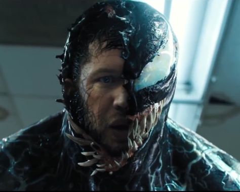 New footage from the new Venom Trailer 2! Venom looks sick!!! And truly menacing. The voice is also fantastic! Tom Hardy Workout, Film Venom, Venom 2018, Eddie Brock Venom, Venom 2, Venom Movie, Eddie Brock, Robert Downey Jr., Sweet Shirt