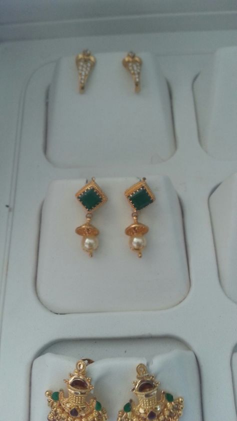 6grams Gold Earrings, 2 Grams Gold Earrings, 2 Grams Gold Earrings Designs, Small Earrings Gold, Antique Gold Earrings, Gold Pearl Jewelry, Gold Earrings Wedding, Online Gold Jewellery, Gold Bridal Earrings