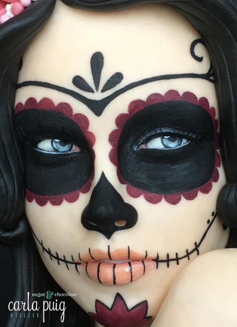 Hi everyone! This is my contribution to Sugar Skull Bakers 2016, made with chocolate and fondant. This is the facebook page, please visit if you want to see all the amazing pieces!! www.facebook.com/sugarskullbakers/ And this is my facebook page... Halloween Makeup Sugar Skull, Fantasy Make-up, Halloweenský Makeup, Den Mrtvých, Halloween Make-up Looks, Dead Makeup, Halloween Makeup Diy, Sugar Skull Makeup, Halloween Makeup Scary