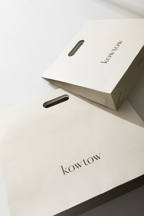 Store Packaging, Paper Bag Design, Luxury Packaging Design, Packaging Ideas Business, Small Business Packaging Ideas, Clothing Packaging, Luxury Branding Design, Branding Design Packaging, Lets Talk