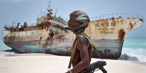 These maps show how devastating Somali pirates used to be Old Ship, Abandoned Ships, No Bad Days, Shipwreck, Shipping Company, Megan Fox, Cara Delevingne, End Of The World, West Africa