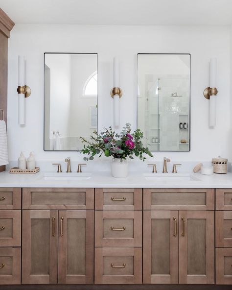 TYLER INTERIORS on Instagram: “For a luxurious finish we suggest flanking a beautiful vanity mirror with wall sconces. This brings the lighting closer to you to better…” Marble Wood Bathroom Ideas, Bathroom Sconces Double Vanity, Oak Vanity Bathroom, White Oak Bathroom Vanity, White Oak Vanity, Oak Bathroom Vanity, Master Bath Vanity, Door Bar, Oak Bathroom