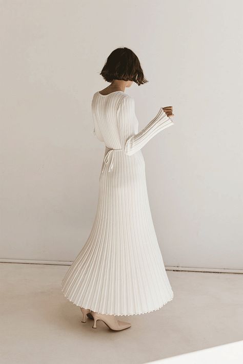 The Round Up, Knitted Dresses, Straight Clothes, Ribbed Knit Dress, Loose Outfit, Sleeve Midi Dress, Knit Midi, Long Sleeve Midi, Knit Midi Dress