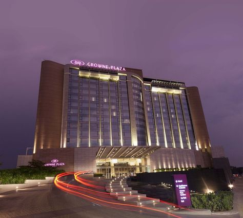 XI/641A Kundanoor Junction | With a stay at Crowne Plaza Kochi in Cochin (Ernakulam), you'll be convenient to Kerala Folklore Museum. This 5-star hotel is within the vicinity of Durbar Hall Art Gallery and Hill Palace. https://travospot.com/hotel-information/422603/crowne-plaza-kochi/ Cochin India, Crowne Plaza Hotel, Plaza Hotel, Cheap Hotels, Kochi, Holiday Destinations, 5 Star Hotels, Girly Photography, Low Cost