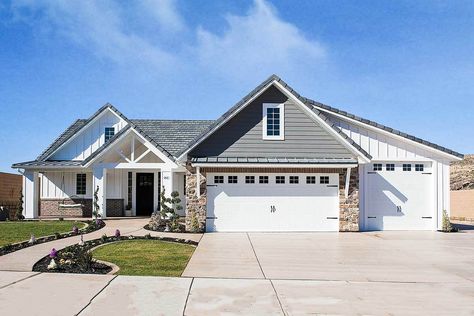 Bonus Room Above Garage, Room Above Garage, Colonial Cottage, Built In Lockers, American House Plans, Garage Floor Plans, European Farmhouse, Garage House Plans, American Houses