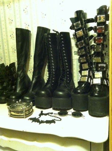 Demonia Boots, Goth Shoes, Alt Clothes, Gothic Shoes, Swag Shoes, Mall Goth, Goth Outfits, Pretty Shoes, Dream Shoes