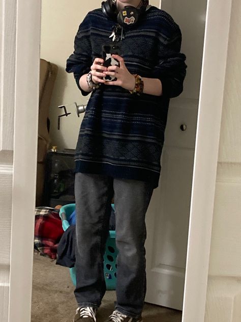 Transmasc Outfits Winter, Midwest Emo Fashion Male, Cryptidcore Outfit Male, Comfy Masc Outfits, Midwest Emo Outfits Men, Midwest Emo Aesthetic Outfit, Nerdy Outfits Men, Good Old Fashioned Loverboy, Midwest Emo Style