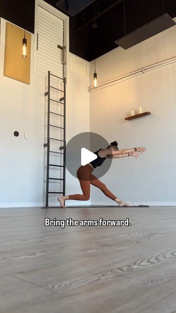 Yoga Floor Poses, Balance Flow Yoga, Yoga Flows For Strength, Yoga Twists Poses, Fun Yoga Flow, Yoga Flow Video, Advanced Yoga Poses, Yoga Balance, Yoga Flows