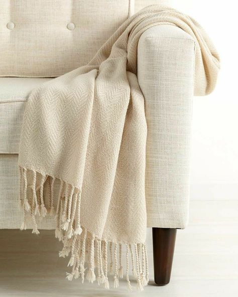 Modern Boho Living Room Decor, Blanket With Tassels, Modern Boho Living Room, Chenille Blanket, Queen Blanket, Handmade Baby Quilts, Boho Living Room Decor, Warm Bed, Riviera Maison