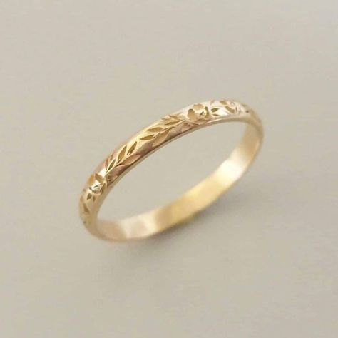 Unique Gold Wedding Rings, Amazing Wedding Rings, Flower Wedding Band, Fine Jewelry Design, Floral Wedding Bands, Dream Rings, 14k Gold Wedding Ring, Sweet Rain, Ring Rosegold