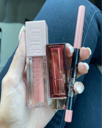 Best Drugstore Gloss, Best Lip Combos Drugstore, Maybelline Nude Lipstick Shades, Drugstore Nude Lip Combo, Best Lip Liner And Lipstick Combo, Maybelline Lip Combo, Lip Combo Drugstore, Lip Gloss Drugstore, Best Nude Lip Combo