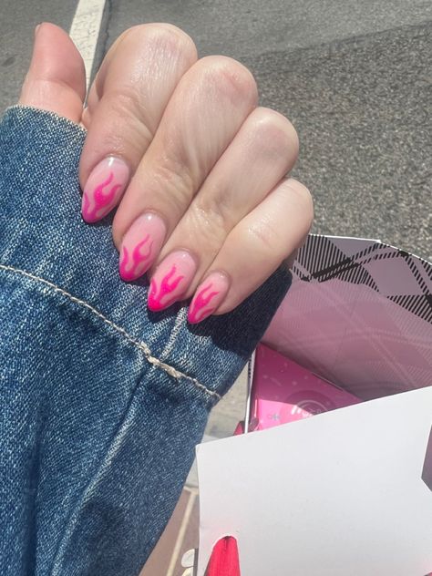 minimalist nail design, with hot pink glitter flames. almond shape nails. fun, flirty, firey and just in time for the summer heat Hot Pink Flame Nails, Dinner Nails, Pink Flame Nails, Minimalist Nail Design, Flame Nails, Minimalist Nail, Hot Pink Glitter, Shape Nails, Nails Fun