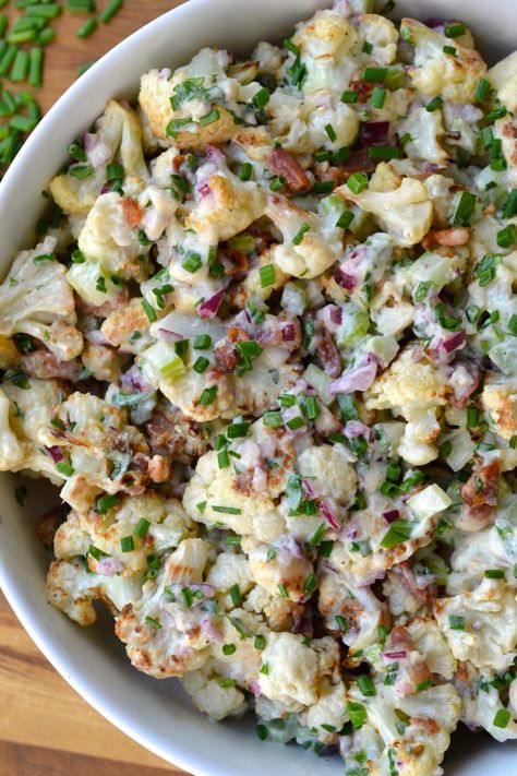 Cauliflower Potatoes Salad, Bacon Cauliflower, Classic Potato Salad, Creamy Potato Salad, Creamy Cauliflower, Cauliflower Salad, Refreshing Food, Fun Salads, Creamy Potato